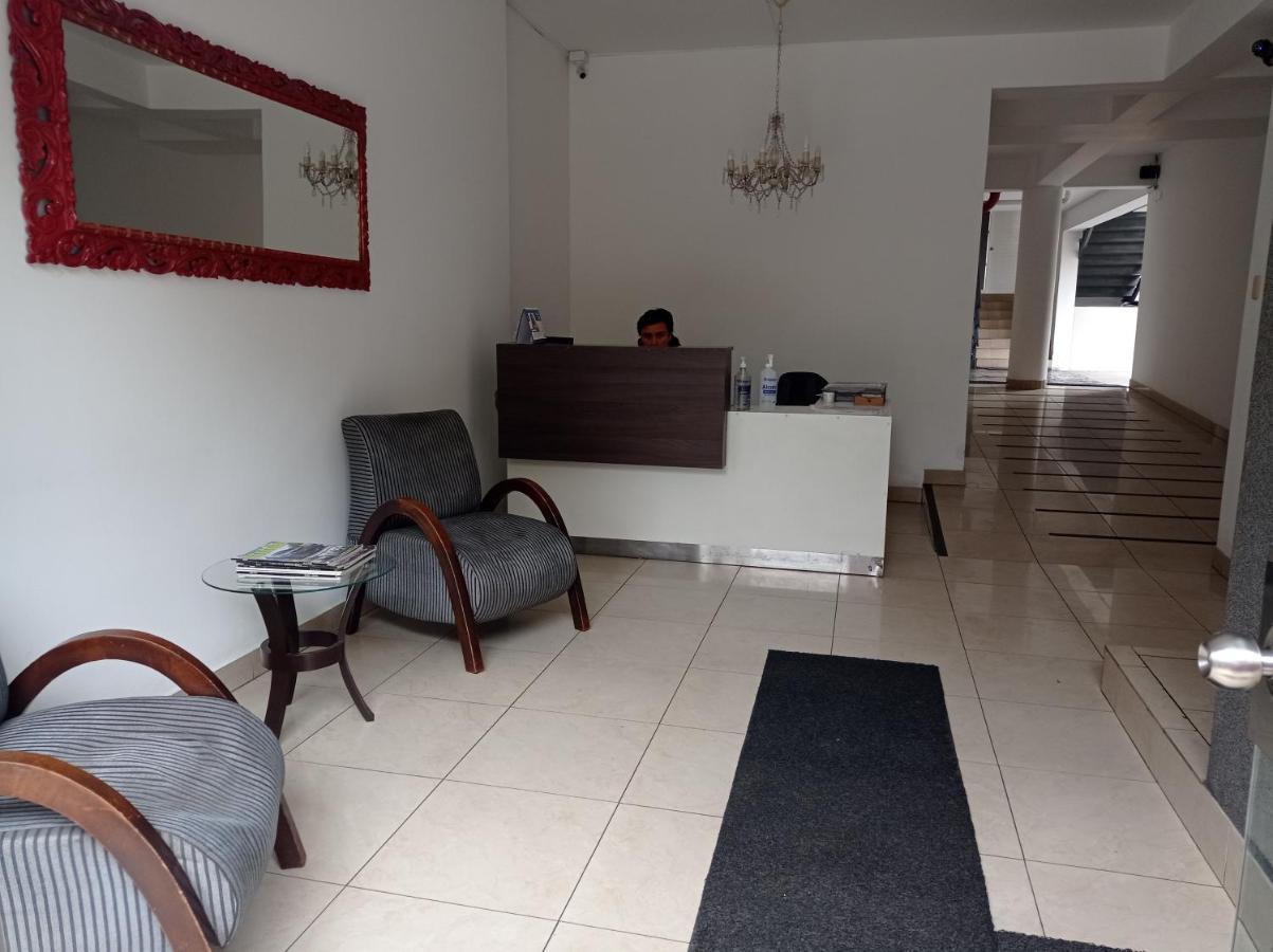 Hab Pequena Bano Compartido La Paz 4 Apartment Lima Bagian luar foto